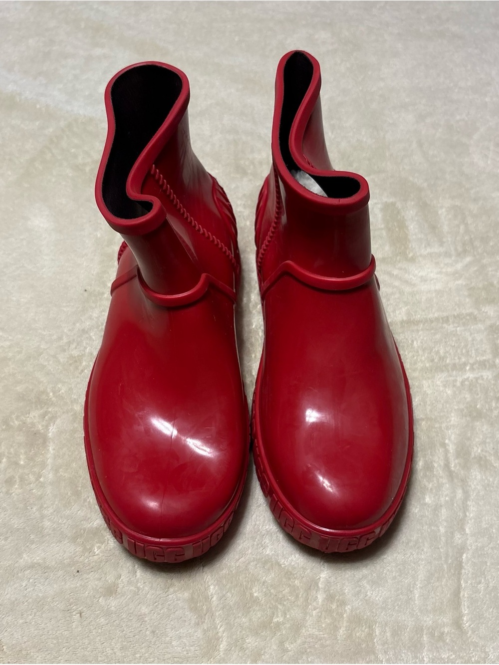 UGG Bright Red Kids Short Rain Boots